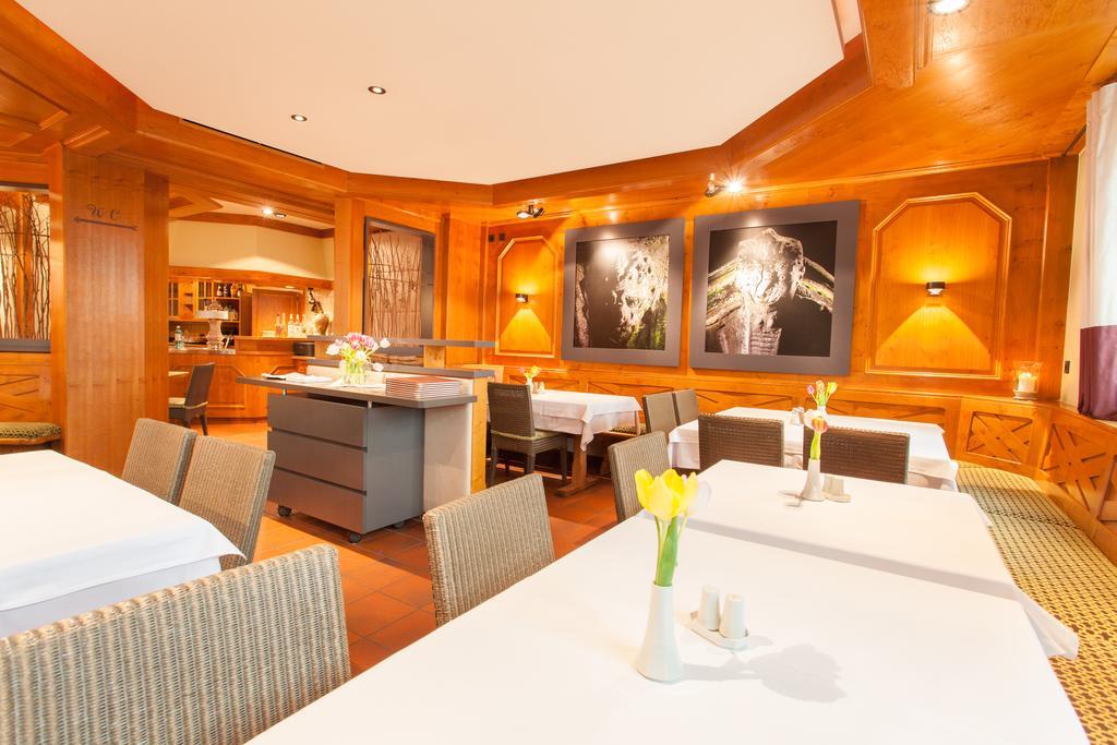Hotel Restaurant Jaegerhof Weisendorf Luaran gambar