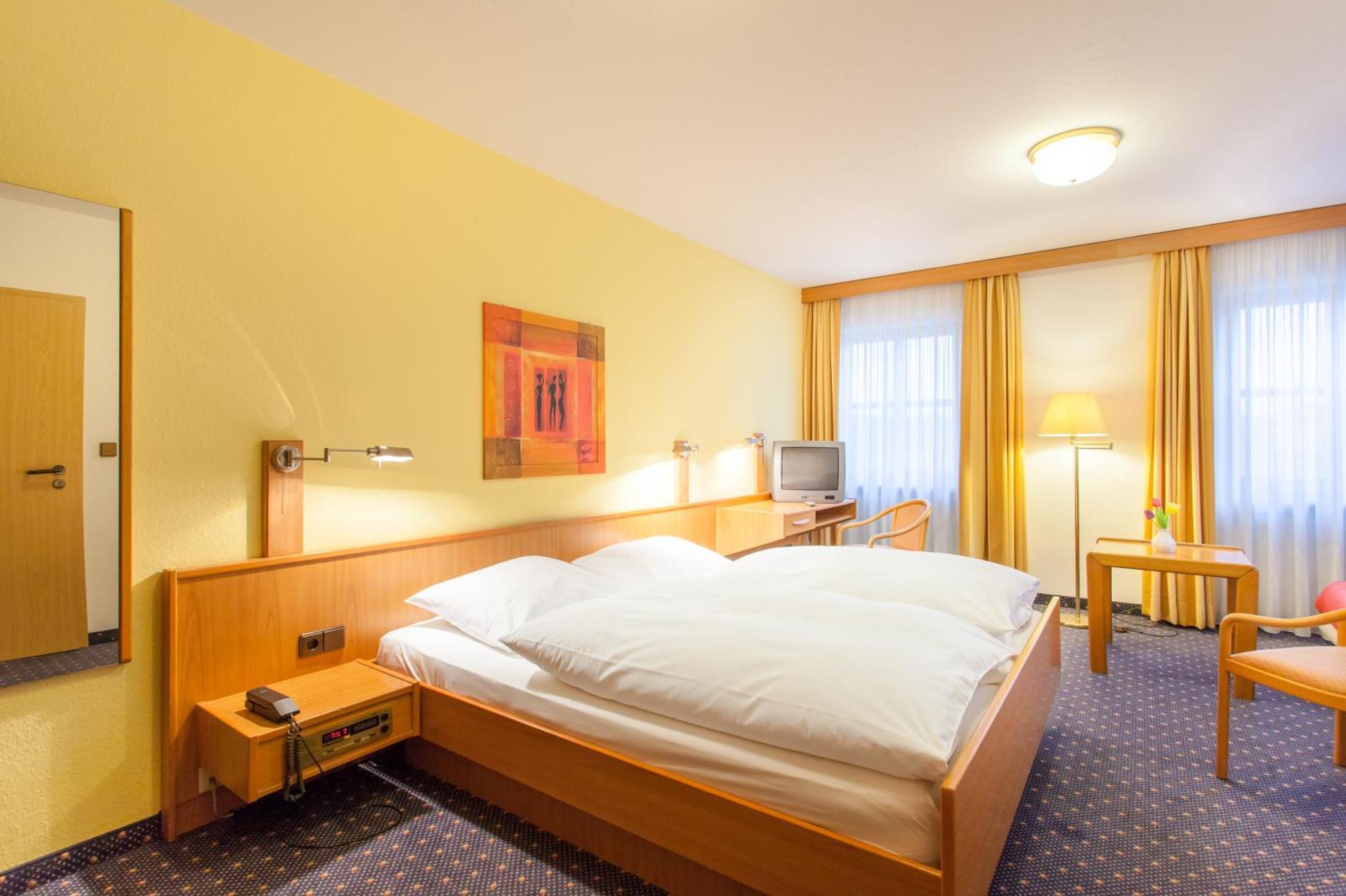 Hotel Restaurant Jaegerhof Weisendorf Bilik gambar